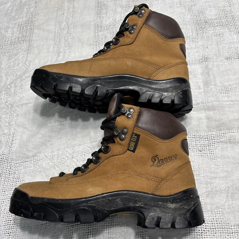 Womens DANNER Brown Leather Waterproof Hiking Boots 48200 Vortex Size 6‎